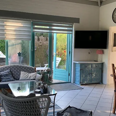 In By Interhome בית נופש Dirkshorn