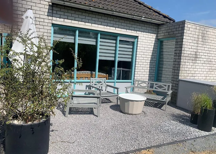 In By Interhome * Dirkshorn